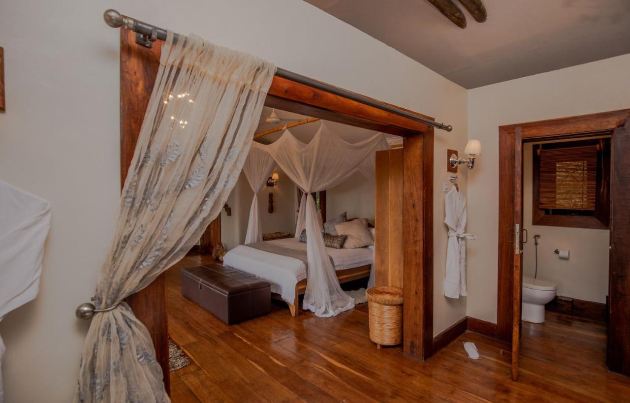 Escarpment Luxury Lodge Manyara Mto wa Mbu Esterno foto