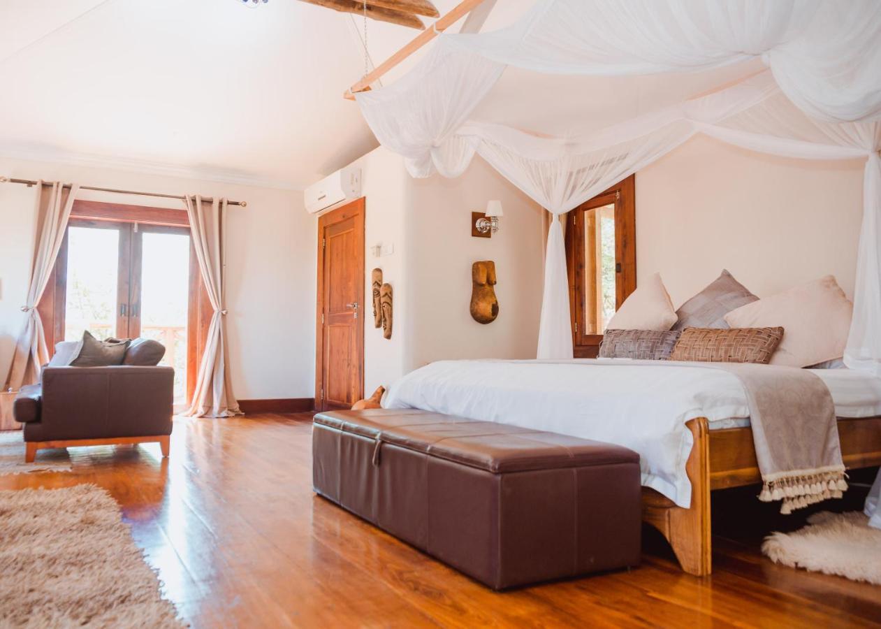 Escarpment Luxury Lodge Manyara Mto wa Mbu Esterno foto