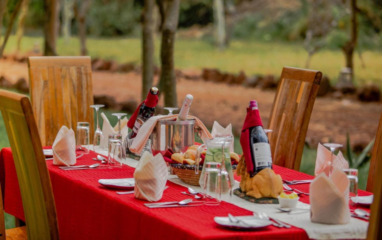 Escarpment Luxury Lodge Manyara Mto wa Mbu Esterno foto
