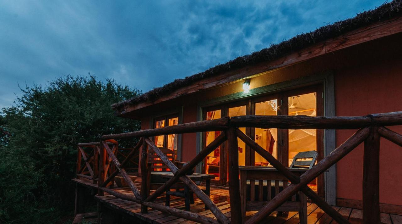 Escarpment Luxury Lodge Manyara Mto wa Mbu Esterno foto