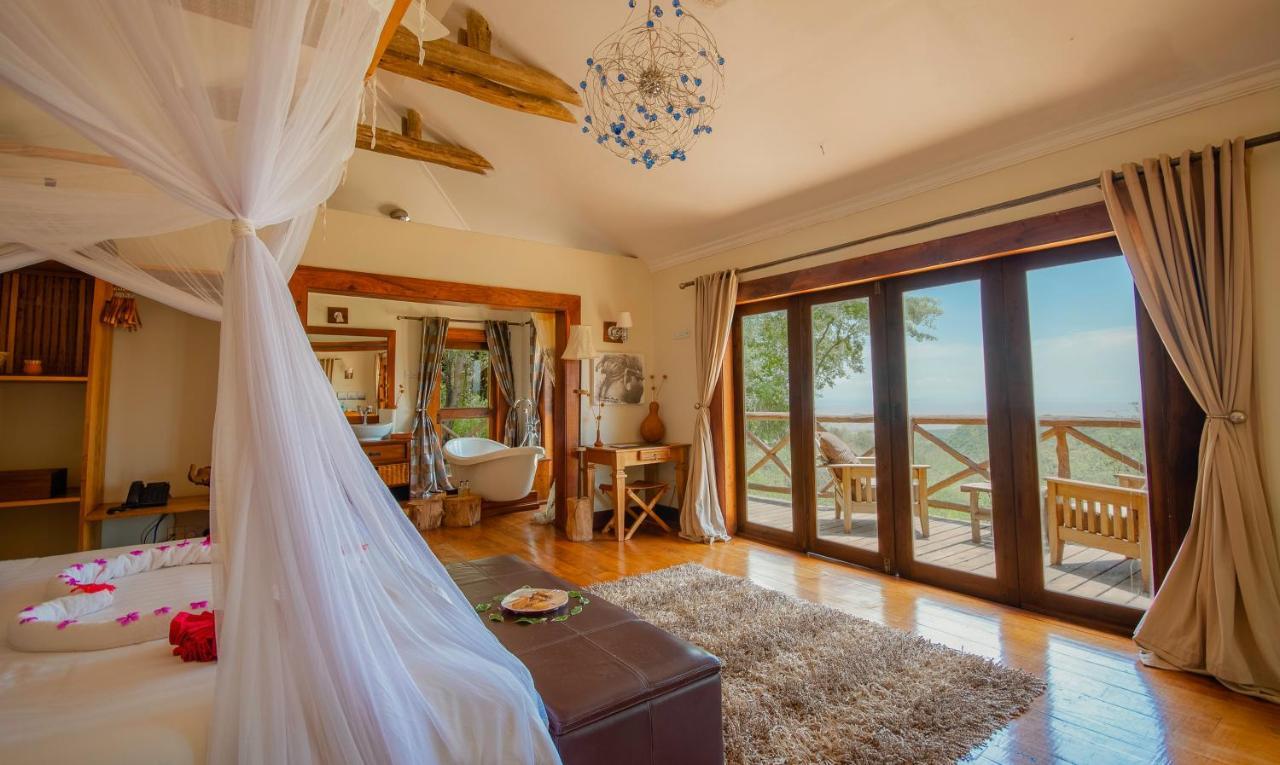 Escarpment Luxury Lodge Manyara Mto wa Mbu Esterno foto