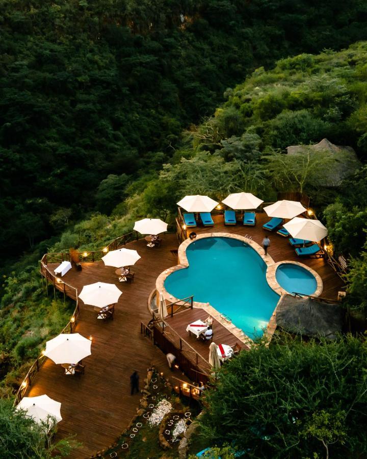 Escarpment Luxury Lodge Manyara Mto wa Mbu Esterno foto