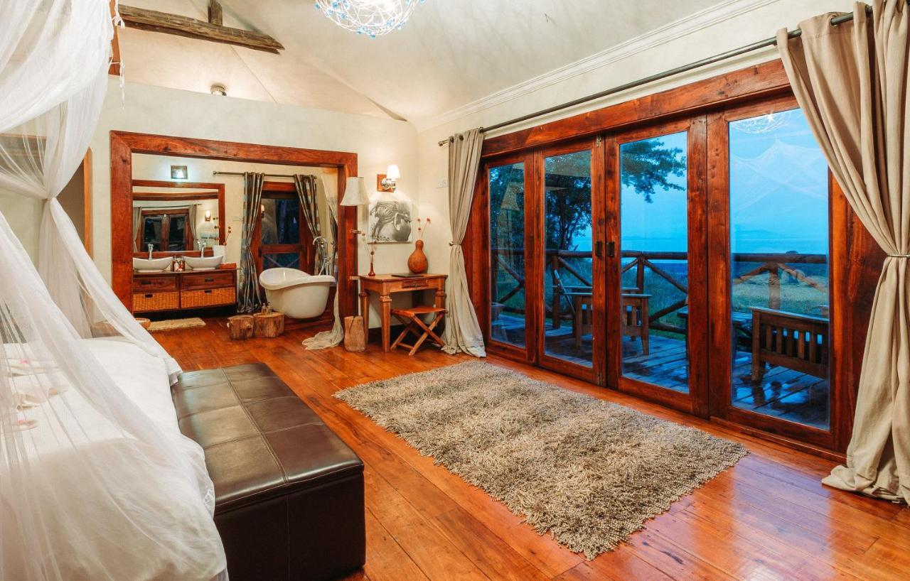 Escarpment Luxury Lodge Manyara Mto wa Mbu Esterno foto